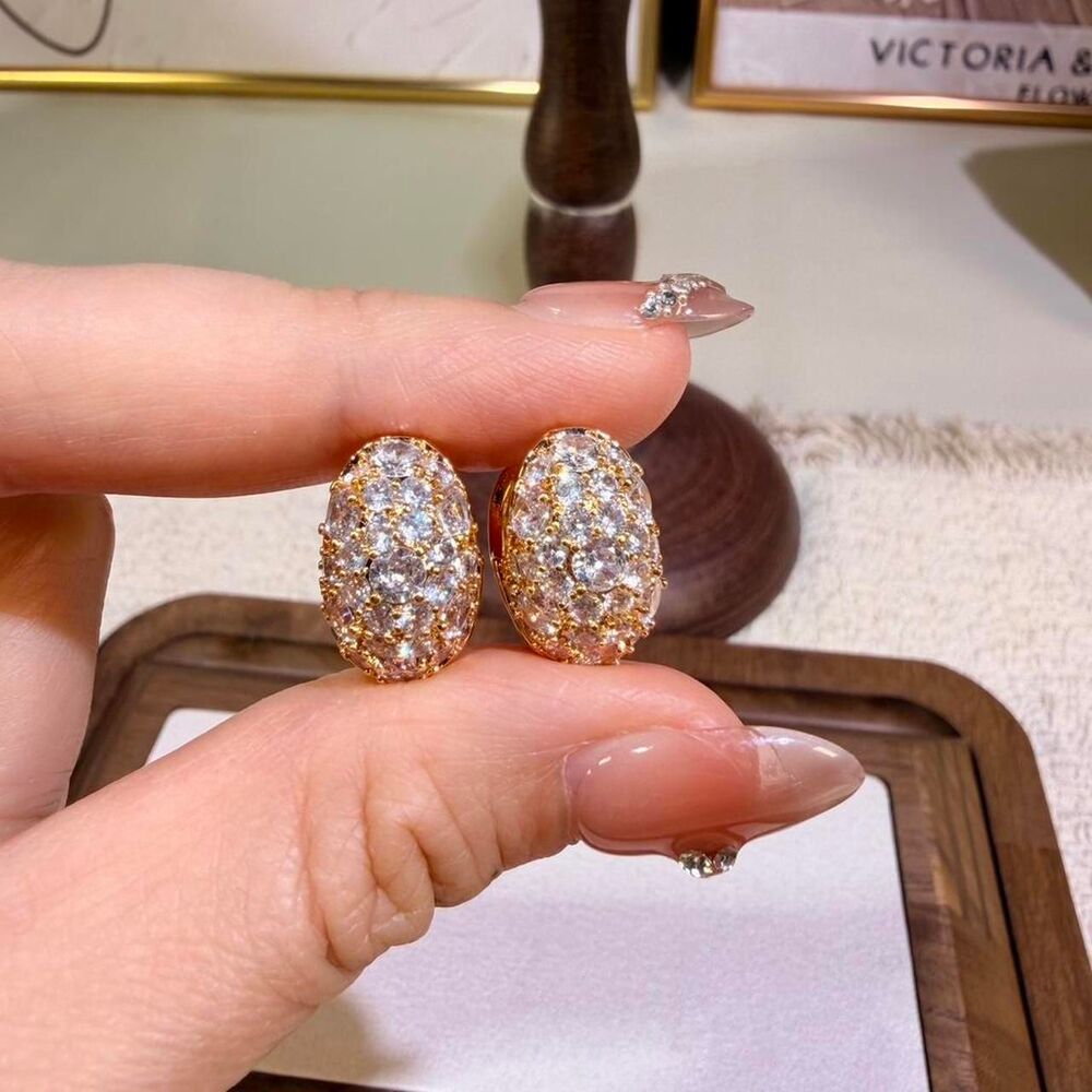 Unbranded Women's Gold and White Jewellery